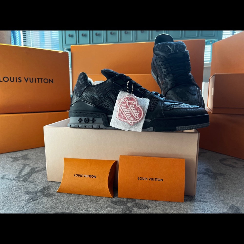 🔥💧LV size 9.5 NIGOS denim drip trainers